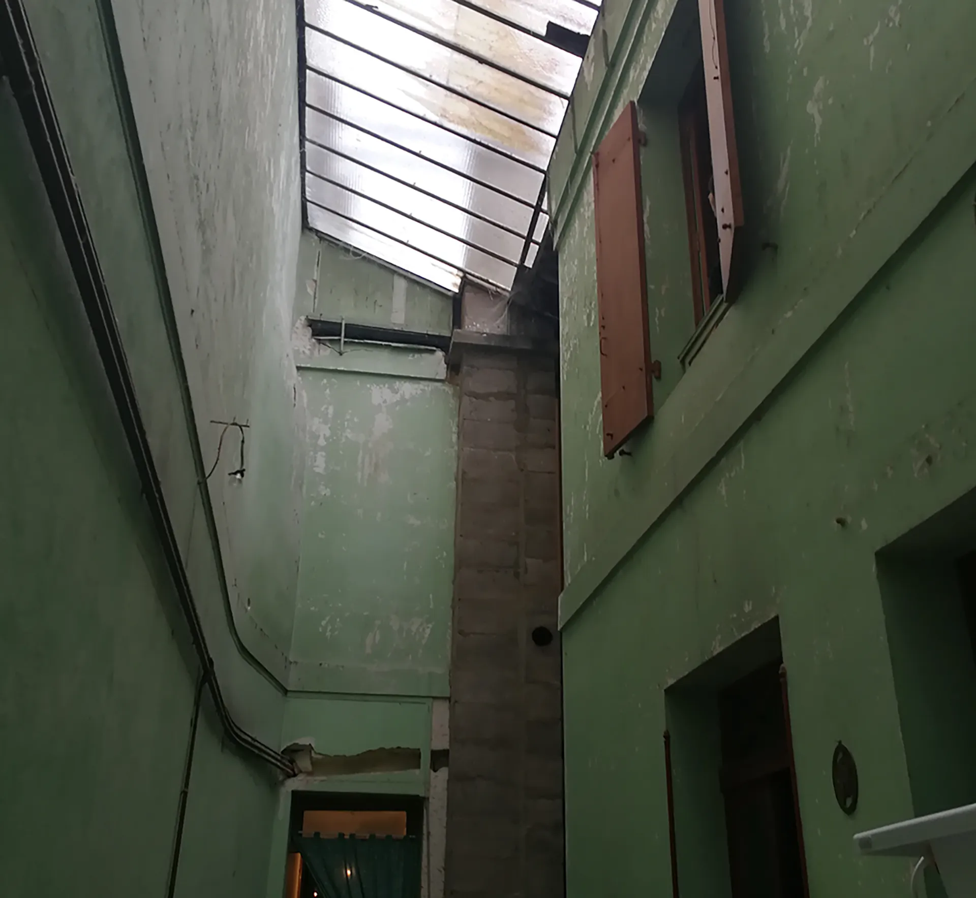 Rénovation énergétique : verrière, isolation et finitions pour lumière et confort